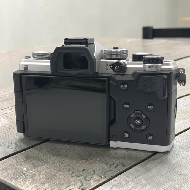 OM-3 ボディ