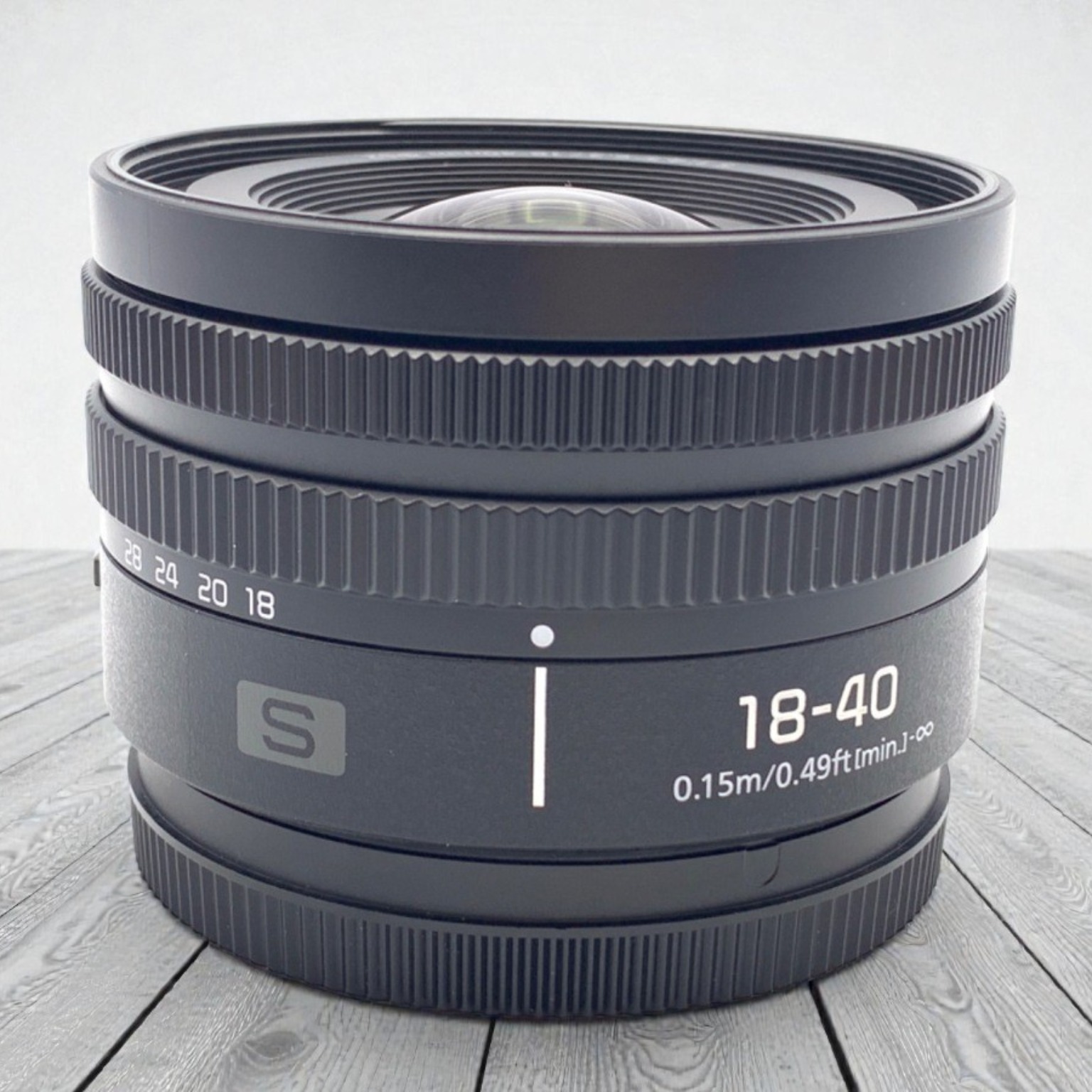 1/4まで　最終値下げ【未使用品】LUMIX S 18-40mm パナソニック LUMIX S 18-40mm F4.5-6.3の中古 (美品)・¥41,350