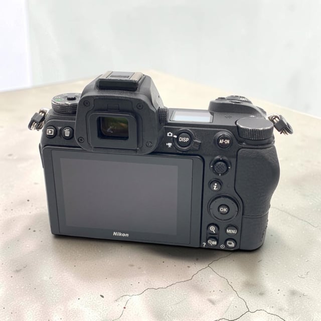 Z7 ボディ