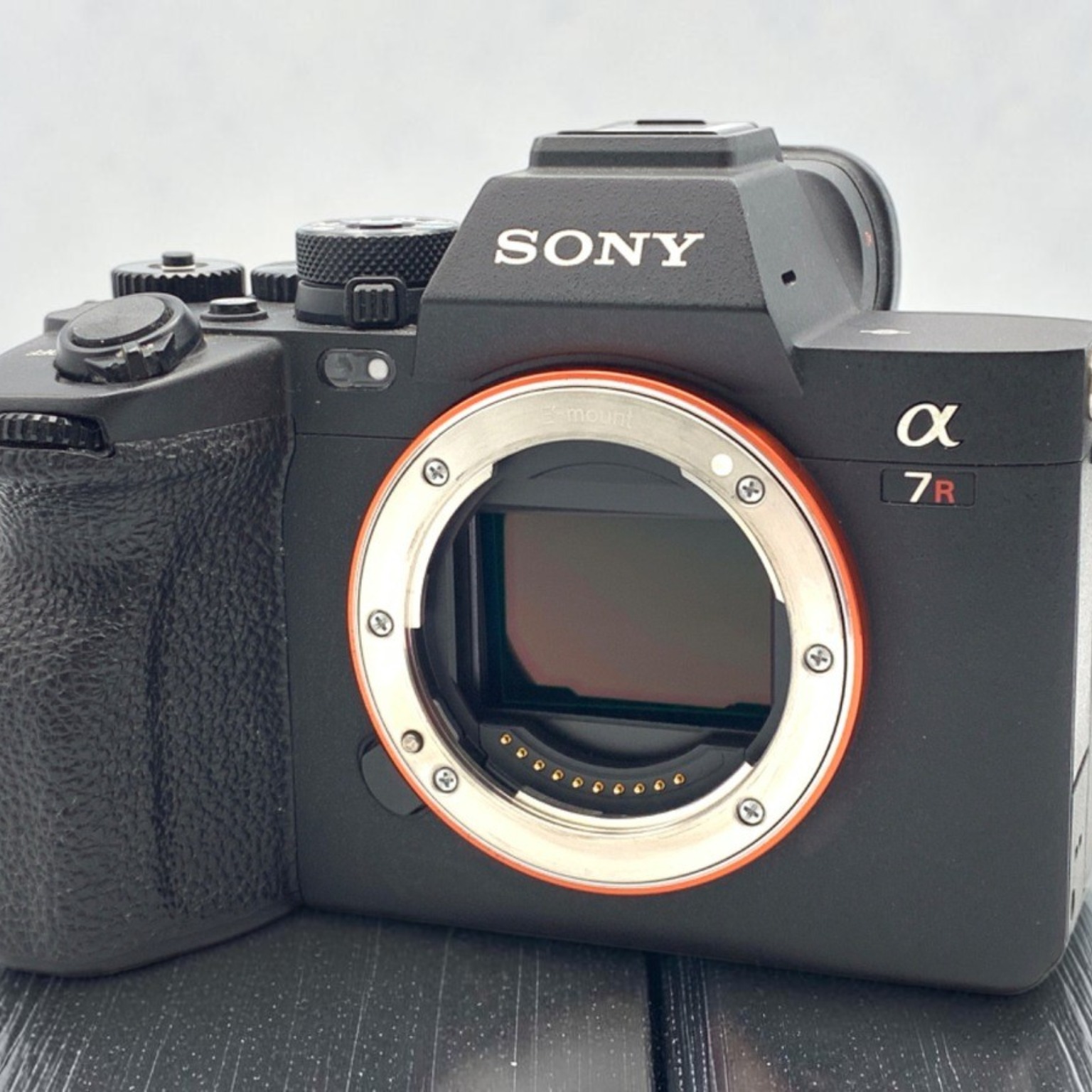 SONY α7R V ILCE-7RM5 ボディの新品/中古の在庫一覧 | みんなのカメラ