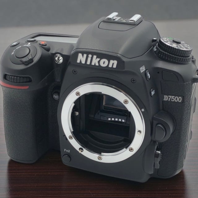 D7500 ボディ