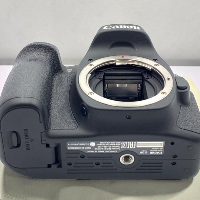 EOS 80D ボディ
