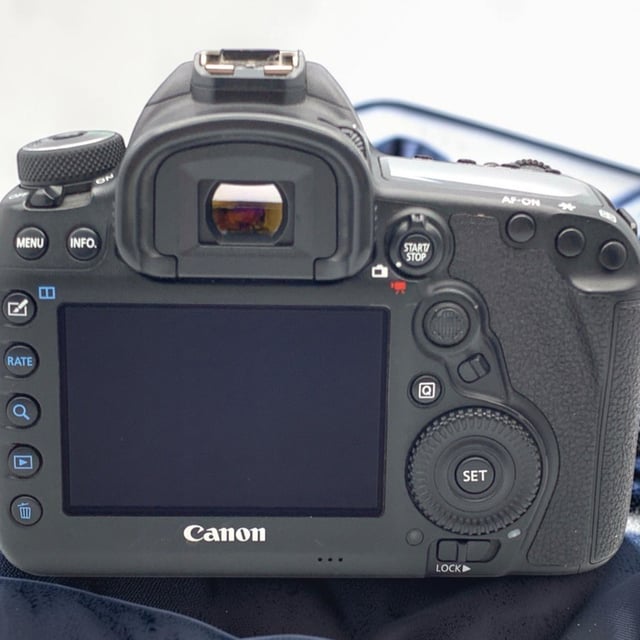 EOS 5D Mark IV ボディ