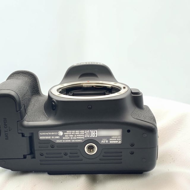 EOS 80D ボディ