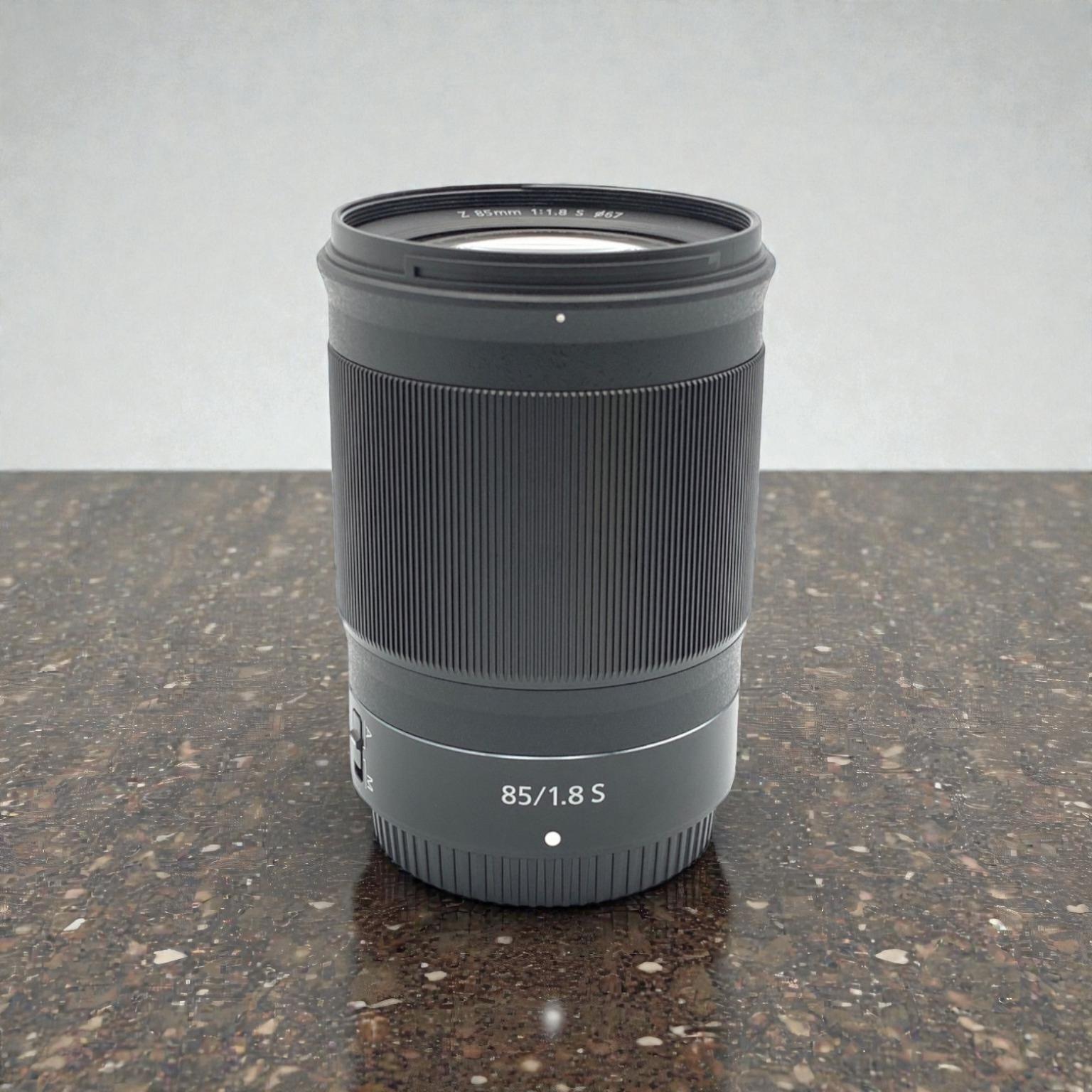 ニコン NIKKOR Z 85mm f/1.8 Sの新品/中古の在庫一覧 | みんなのカメラ