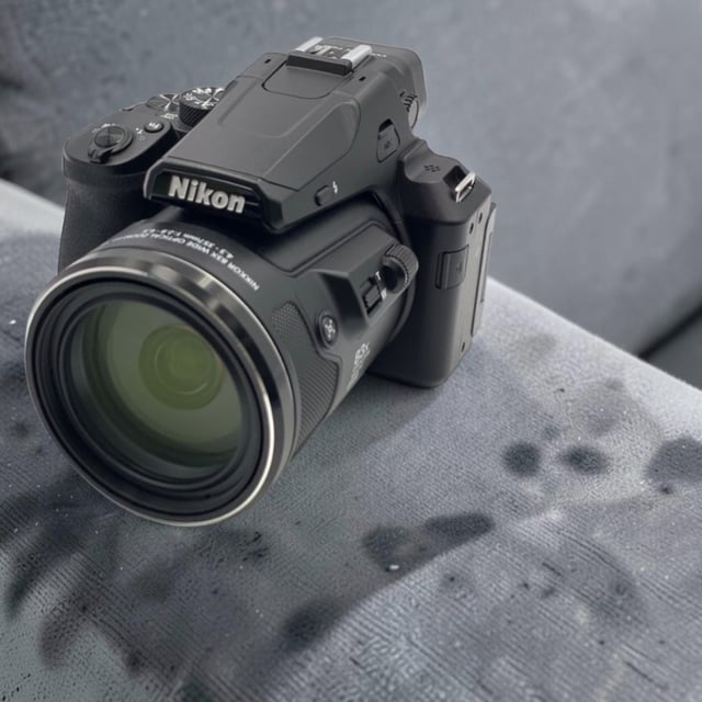 COOLPIX P950