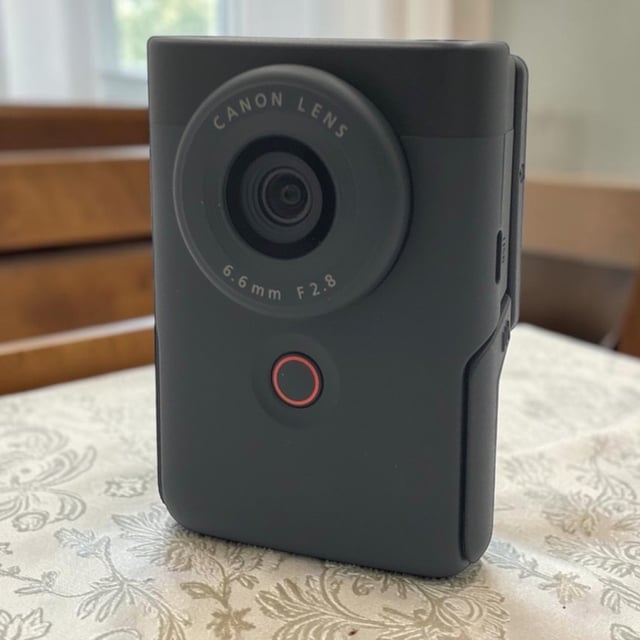 PowerShot V10