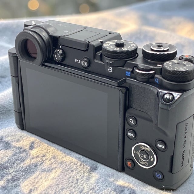 OLYMPUS PEN-F ボディ "ブラック"