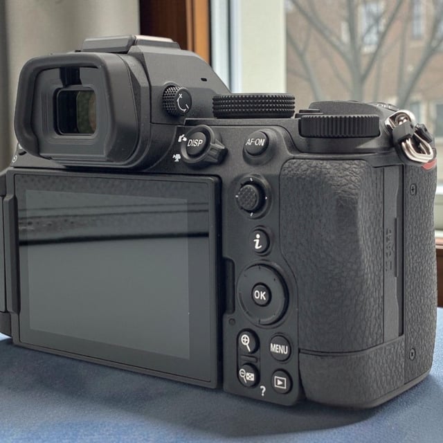 Z5II ボディ