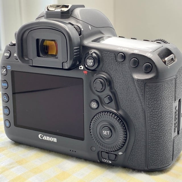 EOS 5D Mark IV ボディ