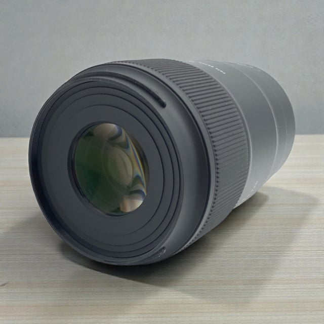 90mm F/2.8 Di III MACRO VXD