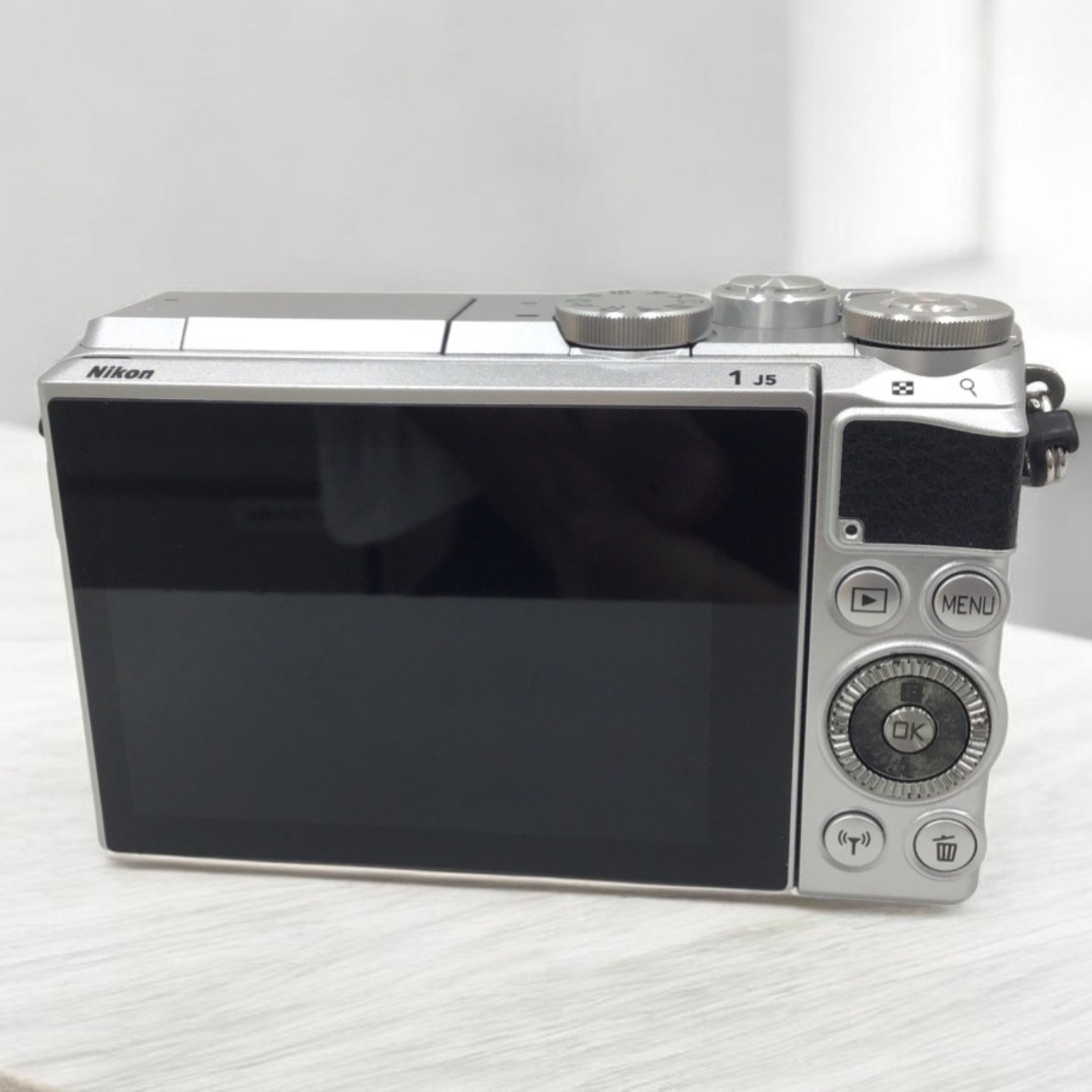 ニコン Nikon 1 J5 ボディ 