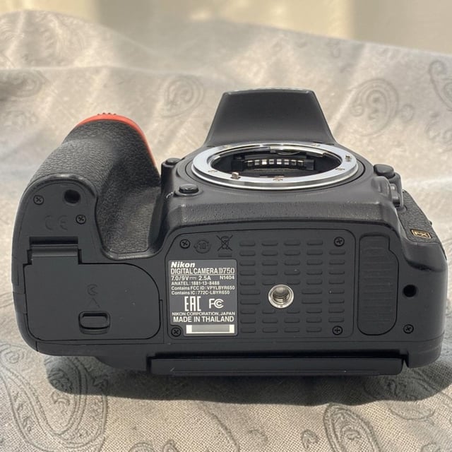 D750 ボディ