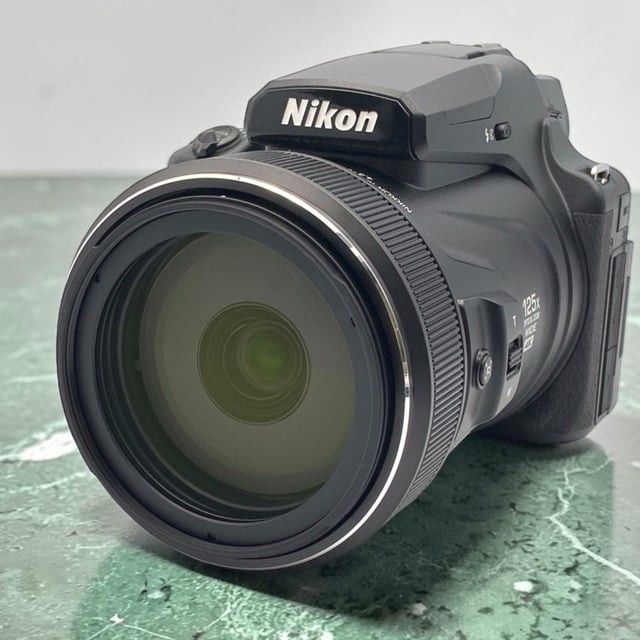 COOLPIX P1100