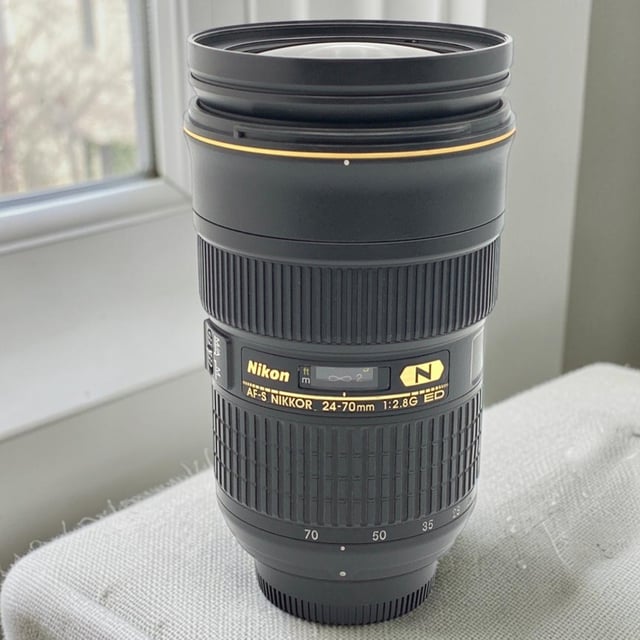 AF-S NIKKOR 24-70mm f/2.8G ED