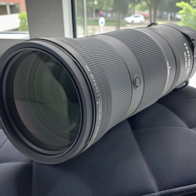 NIKKOR Z 180-600mm f/5.6-6.3 VR