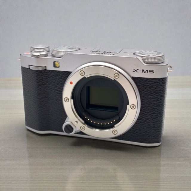 X-M5 ボディ