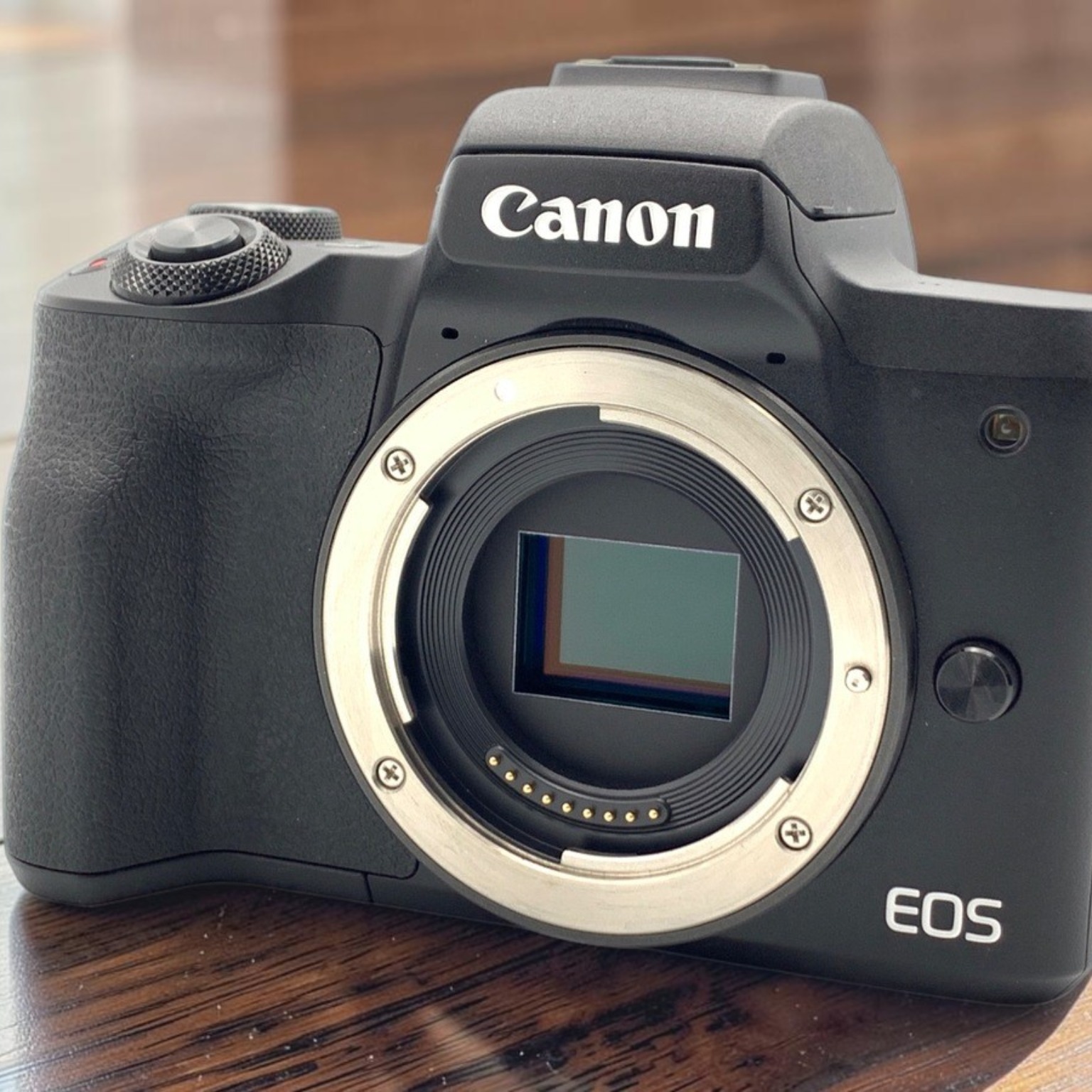 Canon EOS Kiss M ボディ 