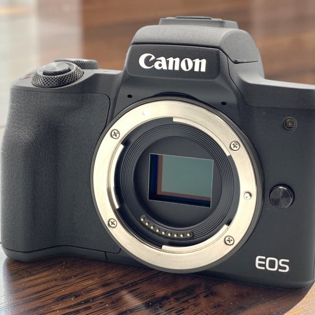 EOS Kiss M ボディ