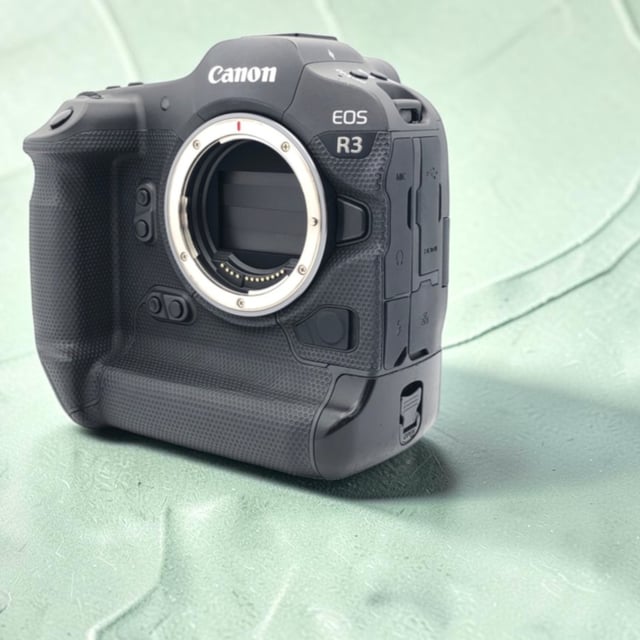 EOS R3 ボディ