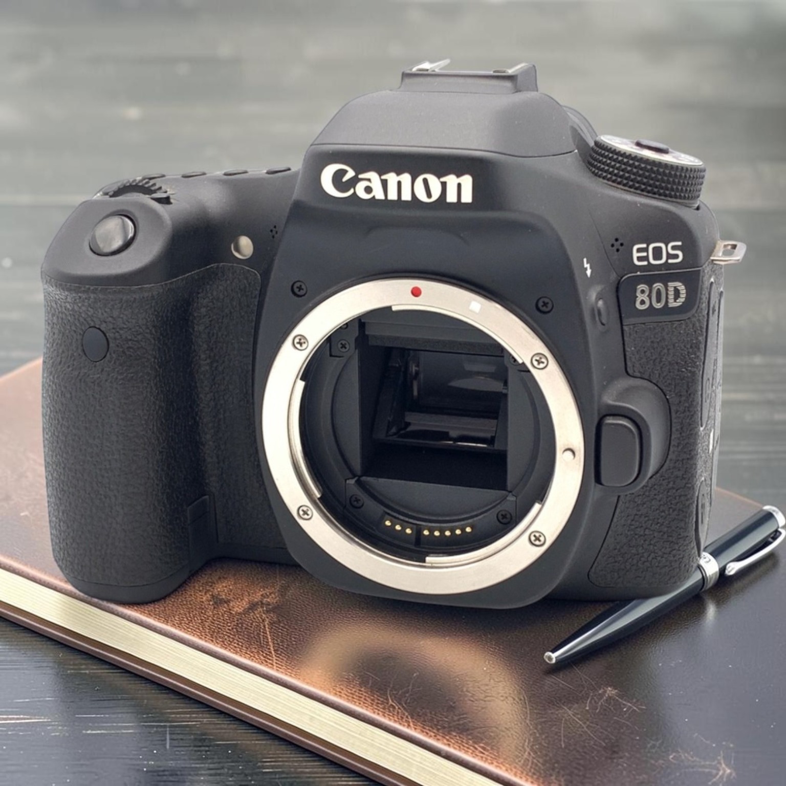 Canon EOS Kiss X7i ダブルズームキットの新品/中古の在庫一覧