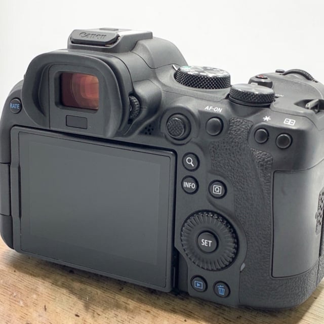 EOS R6 Mark II ボディ