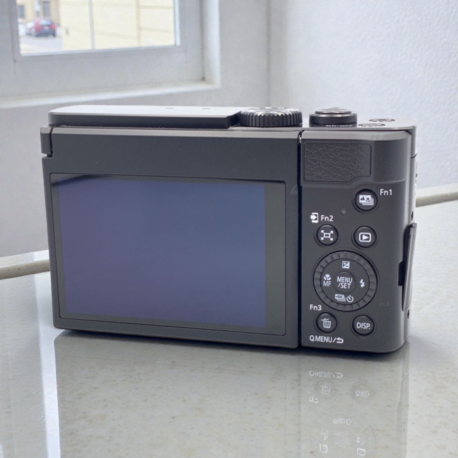 Panasonic LUMIX DC-TZ99　中古美品 中古】パナソニック LUMIX DC-TZ99-W ホワイト｜｜カメラのキタムラ