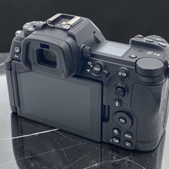 Z6III ボディ