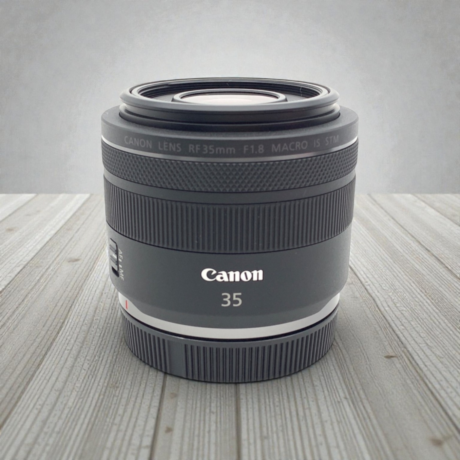 2026年最新】Canon EF-M28mm F3.5 マクロ IS STMの新品/中古フリマ