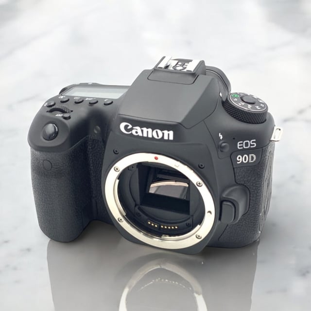 EOS 90D ボディ