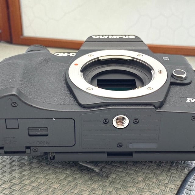 OM-D E-M10 Mark IV ボディ "ブラック"