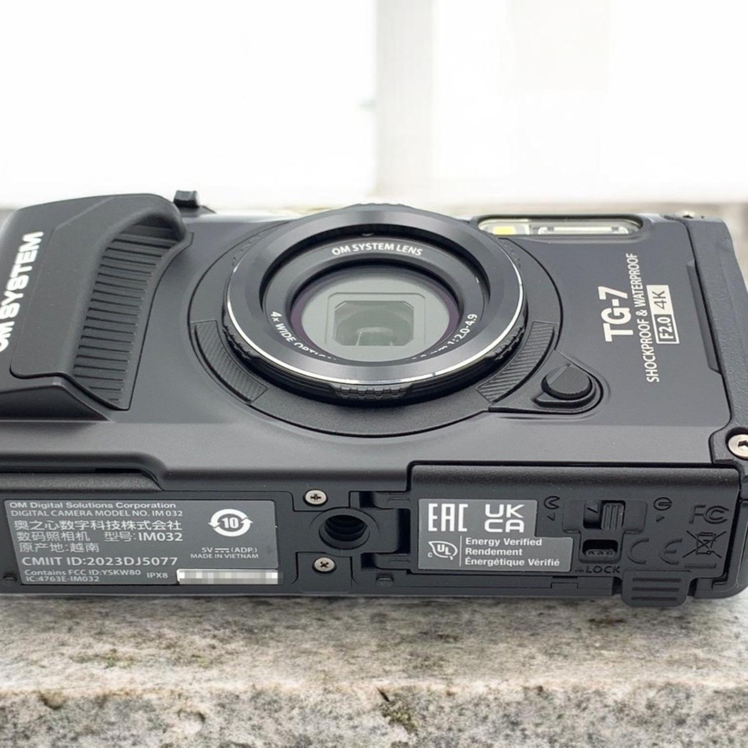 OM SYSTEM Tough TG-7 