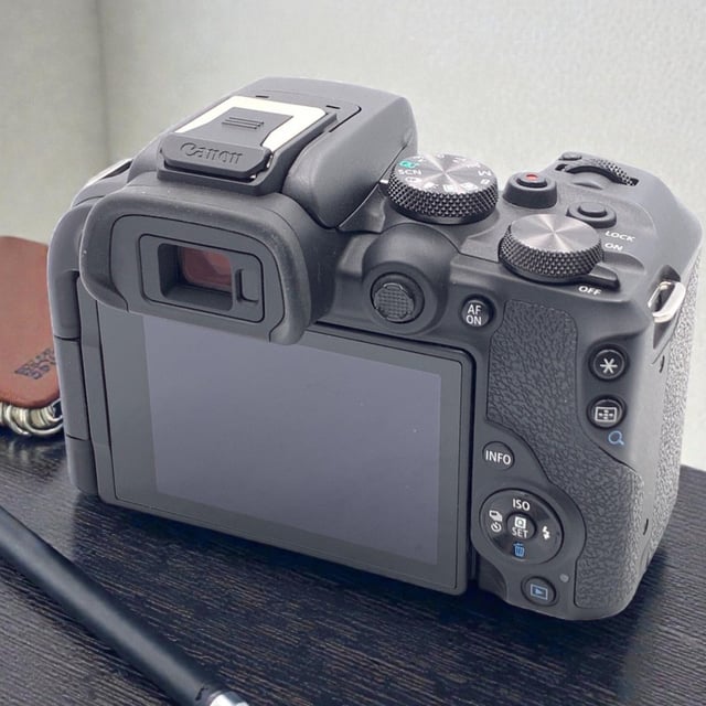 EOS R10 ボディ