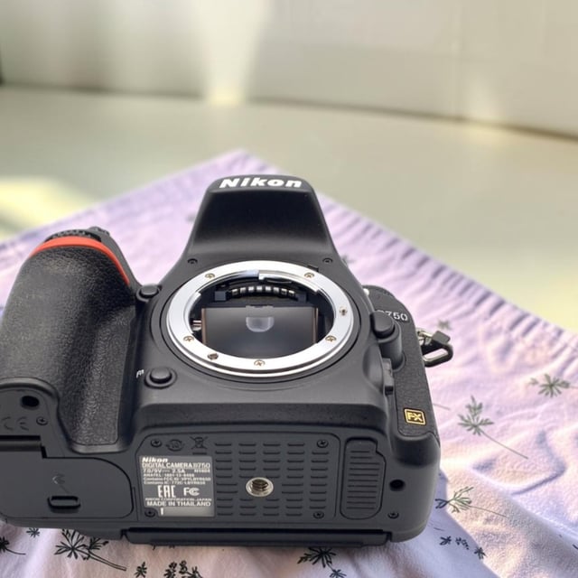 D750 ボディ