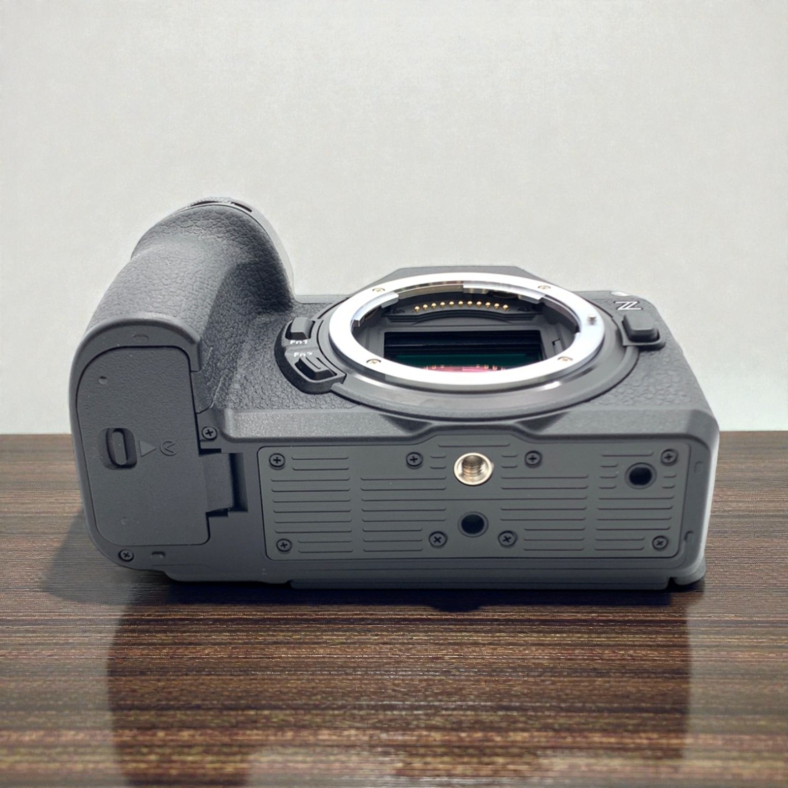 ニコン Z6III ボディの中古 (美品)・¥283,630 by flore | みんなのカメラ