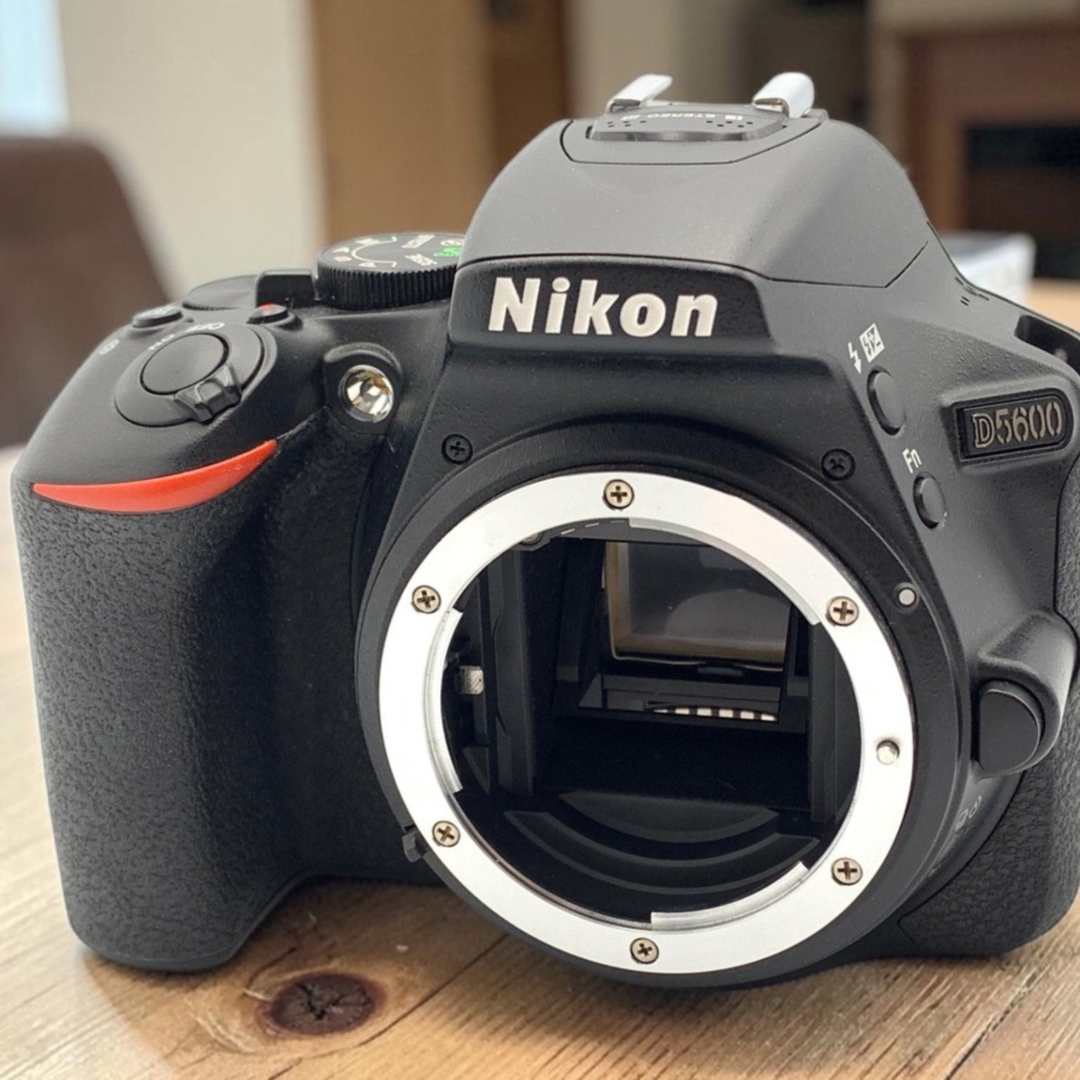 ニコン D5600 ボディの新品/中古の在庫一覧 | みんなのカメラ
