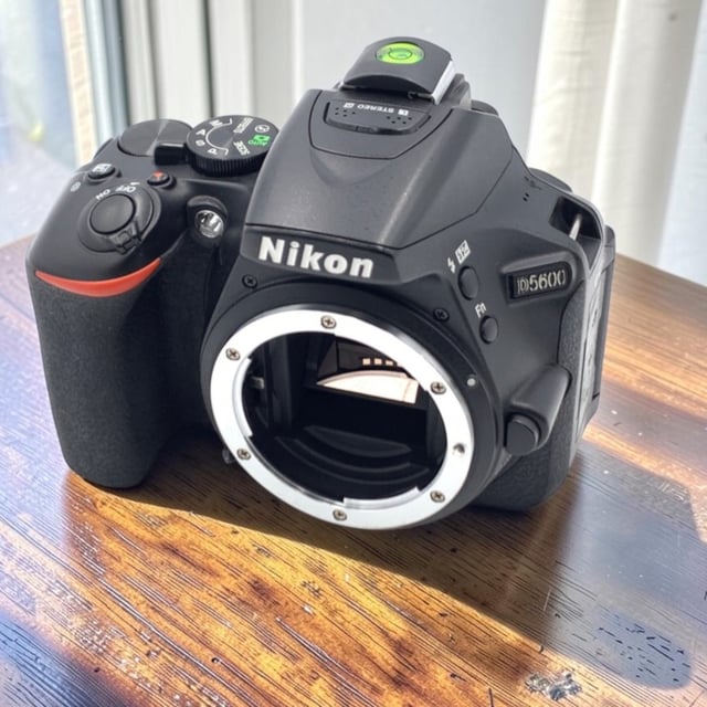 D5600 ボディ