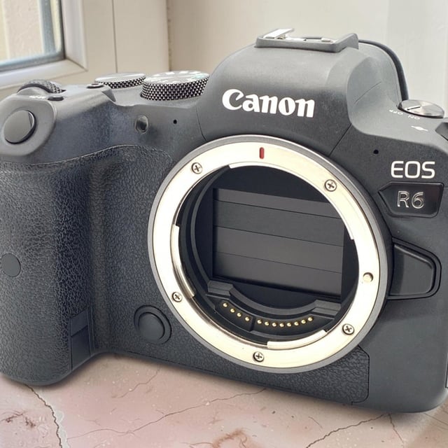 EOS R6 ボディ