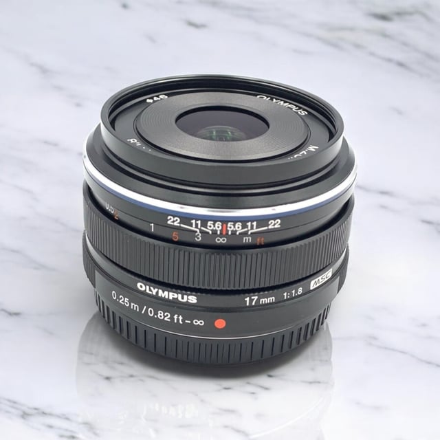 M.ZUIKO DIGITAL 17mm F1.8