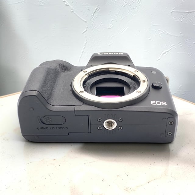 EOS Kiss M ボディ "ブラック"