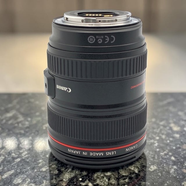 EF 24-105mm F4L IS USM
