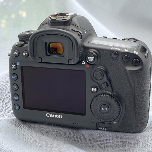 EOS 5D Mark IV ボディ
