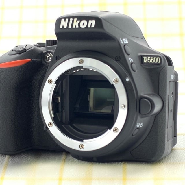 D5600 ボディ