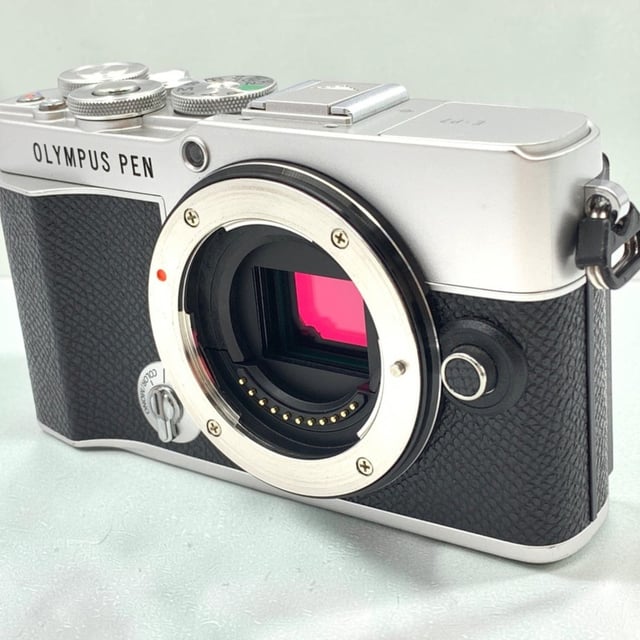 OLYMPUS PEN E-P7 ボディ
