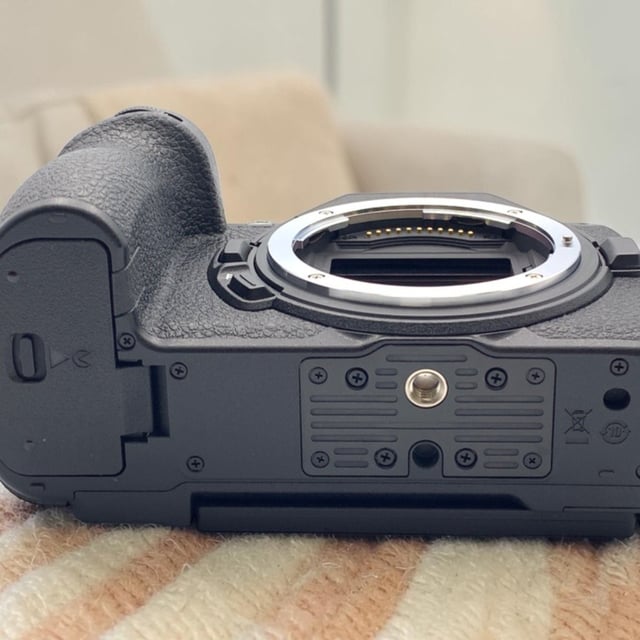 Z5II ボディ