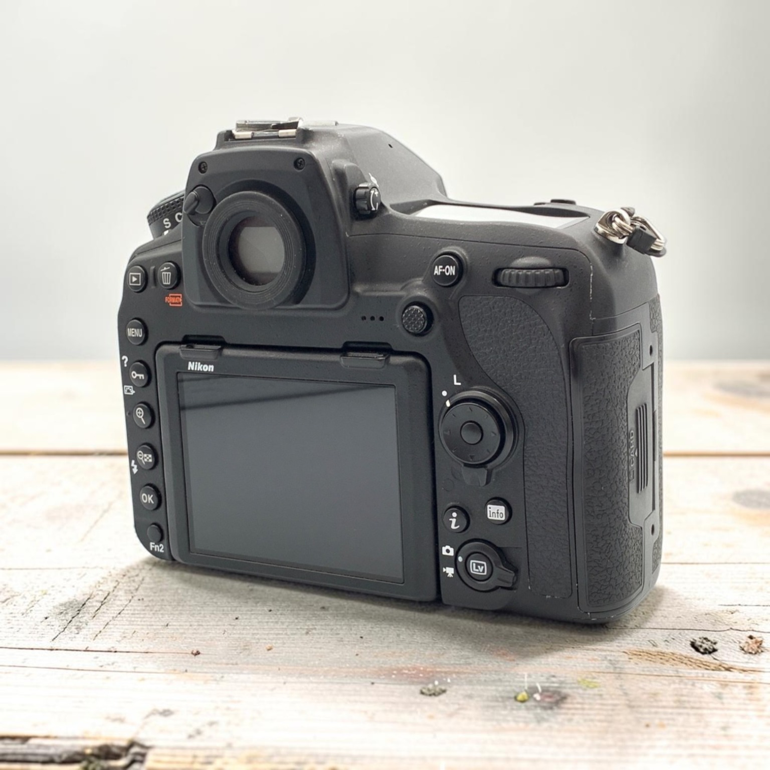 ニコン D850 ボディの新品/中古の在庫一覧 | みんなのカメラ