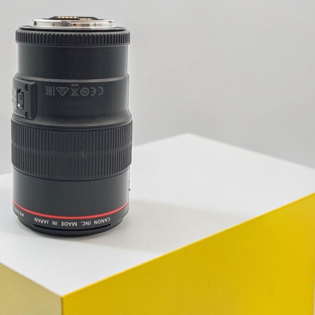 EF 100mm F2.8L マクロ IS USM
