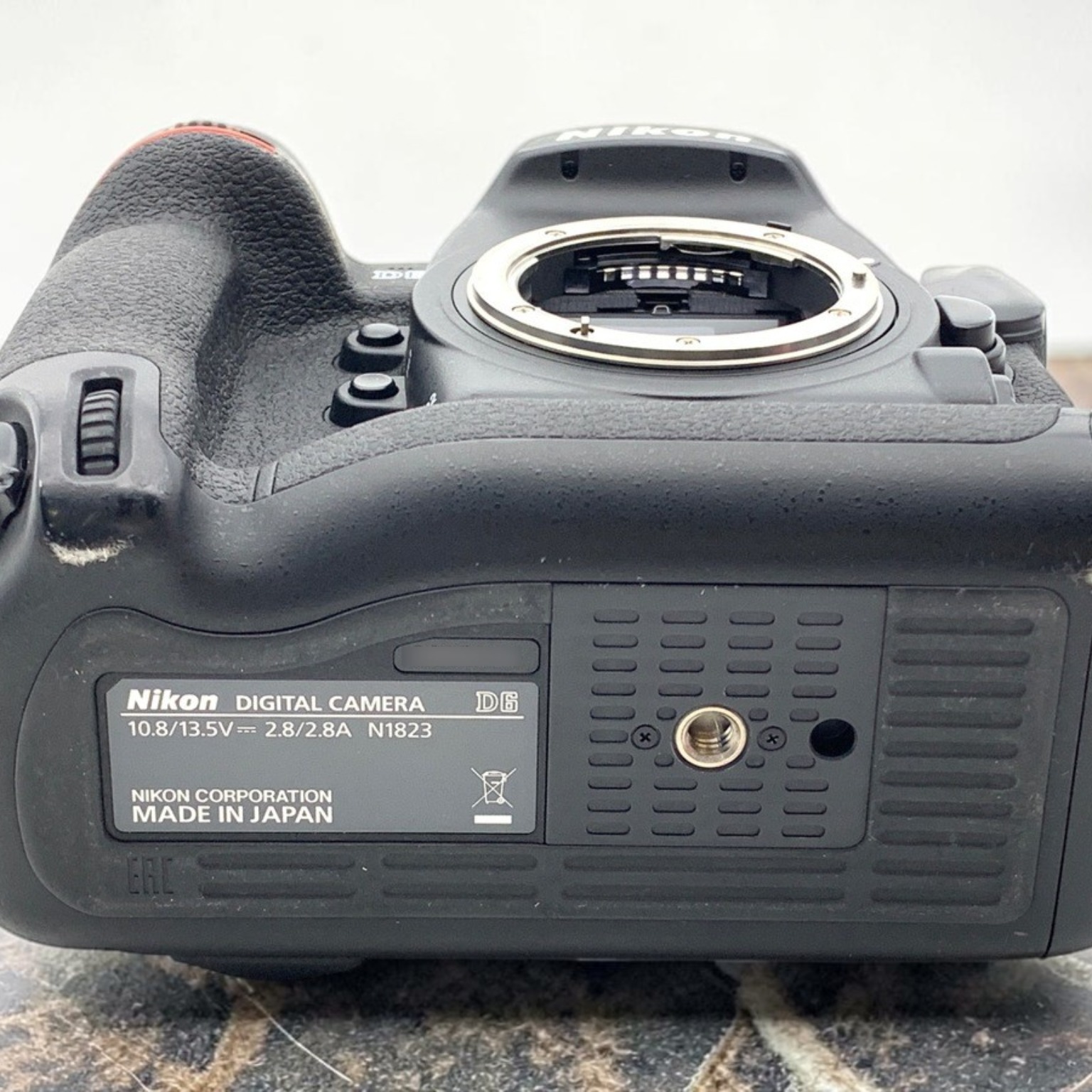 ニコン D6 ボディの中古 (良品)・¥401,710 by lenua | みんなのカメラ