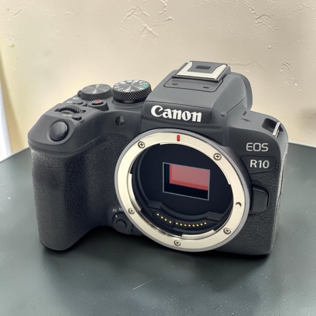 EOS R10 ボディ