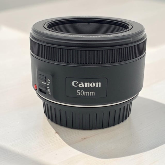 EF 50mm F1.8 STM